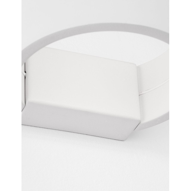 Sandy White Aluminum & Acrylic LED 6 Watt 220-240 Volt 444Lm 3000 IP20 L: 13.5 W: 13.5 H: 5 cm 9102461