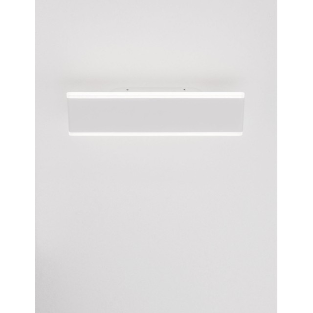 Sandy White Aluminium & Acrylic LED 2x8 Watt 230 Volt 1056Lm 3000 IP20 L: 30.4 W: 11.8 H: 11.8 cm 9115908
