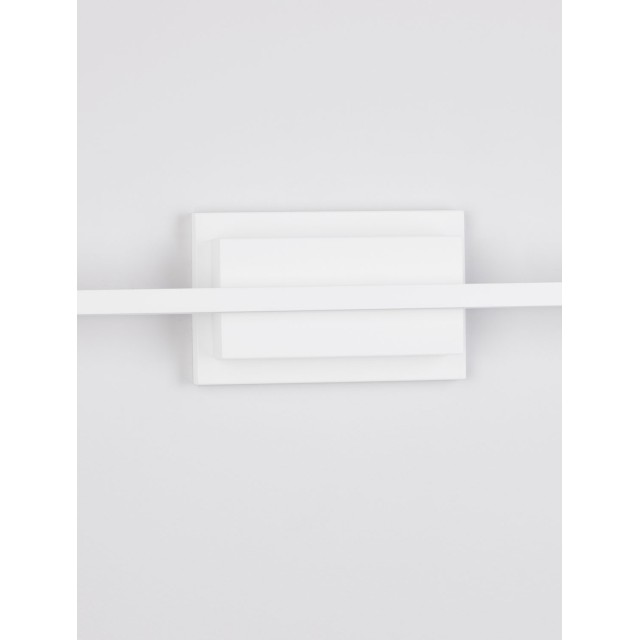 Sandy White Aluminiun & Acrylic LED 28.5 Watt 230 Volt 1750Lm 3000K IP20 L: 120.5 W: 6.9 H: 11.8 cm 9267023