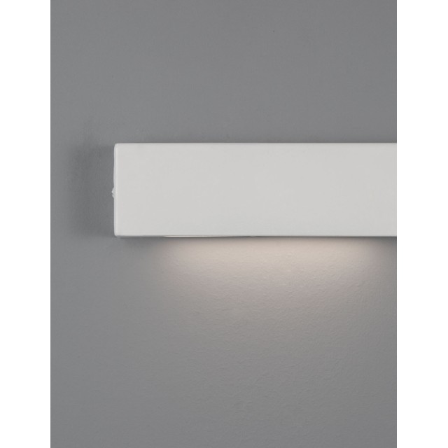 Sandy White Metal AdjusTable - Switch On/Off USB Charger LED Cree 230 Volt 3000 Backlight 5 Watt 350Lm Reader 1x3 Watt 210Lm IP20 L: 35 W: 10 H: 8 cm 9533523 