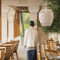 ΦΩΤΙΣΤΙΚΟ ΚΡΕΜΑΣΤΟ ΜΟΝΟΦΩΤΟ Ε27 Φ25,5X29 RATTAN (ΨΑΘΙΝΟ) ARTE ILLUMINA KAI